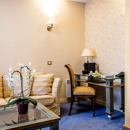 بومارشيه فندق باريس