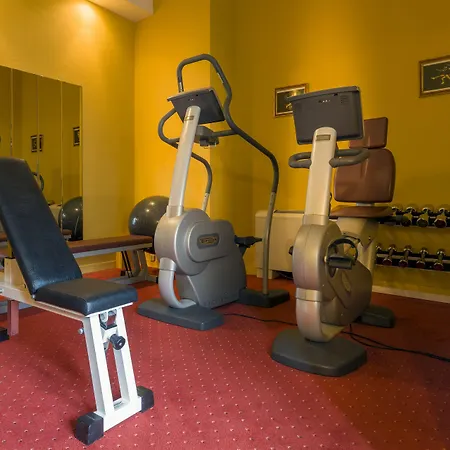 فندق بومارشيه باريس