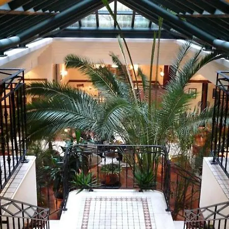 بومارشيه فندق 4*