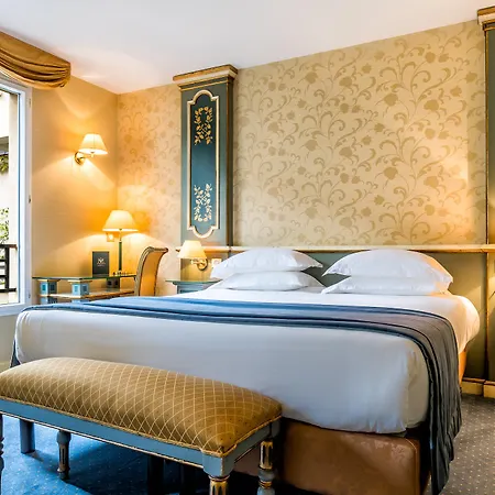 Beaumarchais 4*
