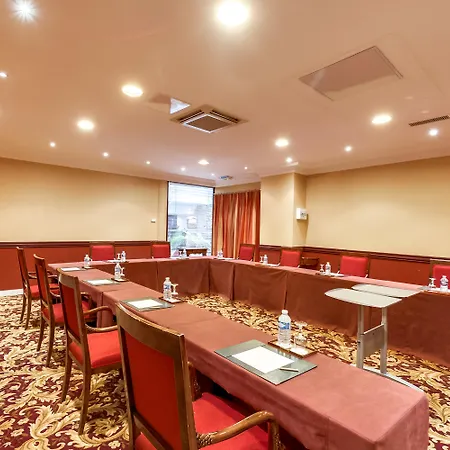 Beaumarchais Hotel 4*