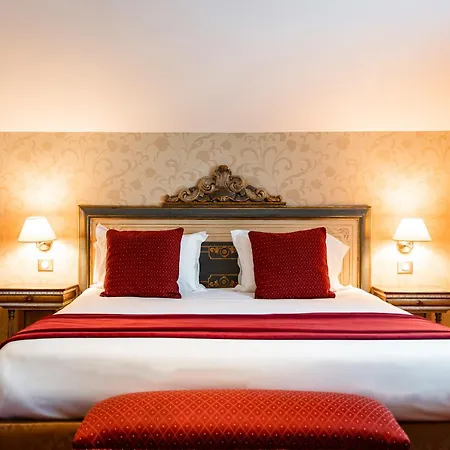 Beaumarchais 4*