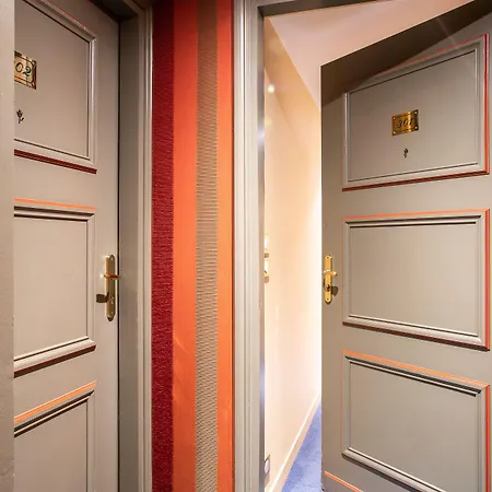 Hotel Beaumarchais 4*
