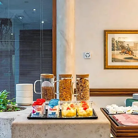 Beaumarchais Hotel 4*