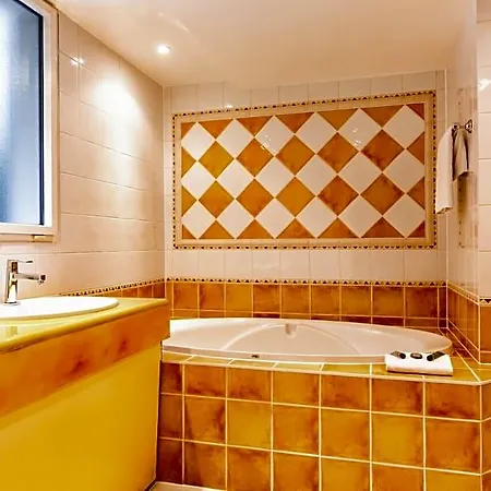 Beaumarchais 4* Parijs