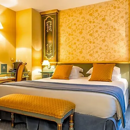 Beaumarchais Hotel 4*