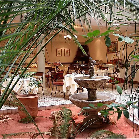 布玛尔查别墅酒店