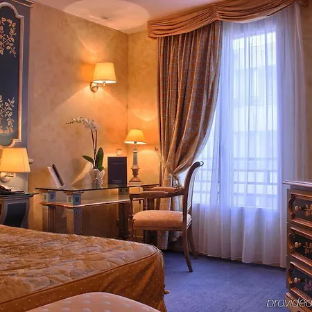 Hotel Beaumarchais Paris