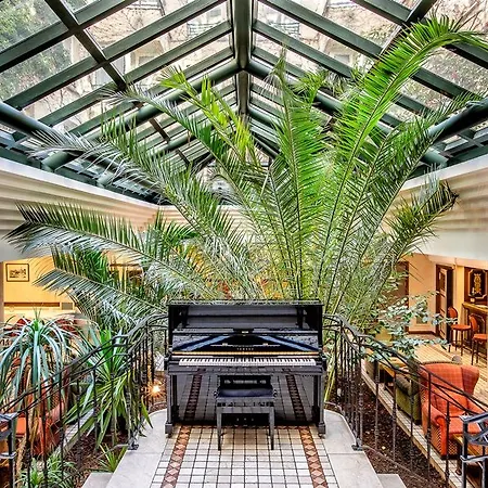 Beaumarchais Hotel Paris