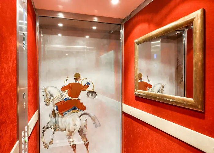 Beaumarchais Hotel 4*