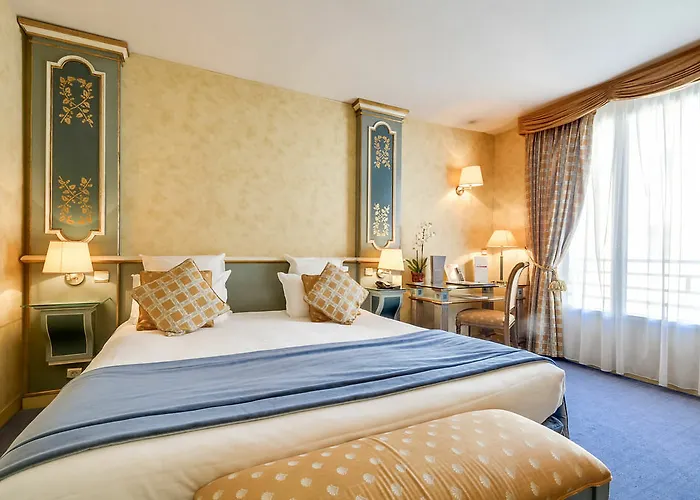 Beaumarchais Hotel 4*
