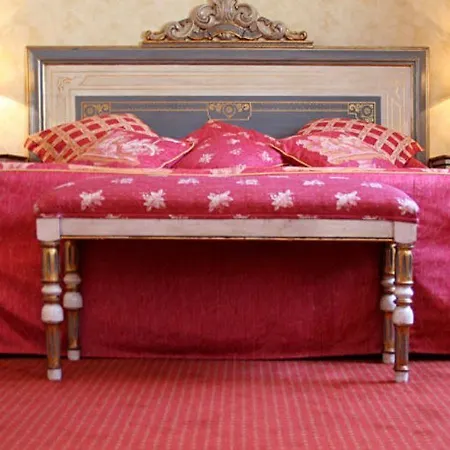 Beaumarchais 4* פריז